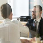 Alex Nabuco dos Santos destaca a importância de errar pequeno em decisões imobiliárias.