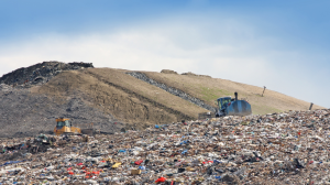 Felipe Schroeder dos Anjos analisa como os aterros sanitários se tornaram uma das principais fontes de metano e por que isso impacta diretamente o equilíbrio climático.