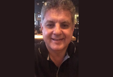 Madrid revela uma aventura urbana intensa entre museus, praças e ruas cheias de vida, como destaca Leonardo Rocha de Almeida Abreu.