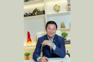 Milton Seigi Hayashi explica como a mastopexia evoluiu e a importância da indicação correta.